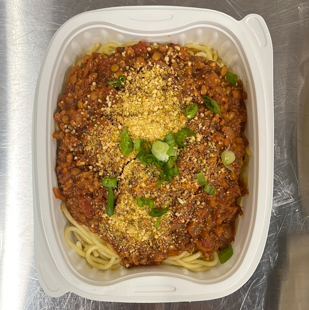 Spaghetti tempeh bolognaise